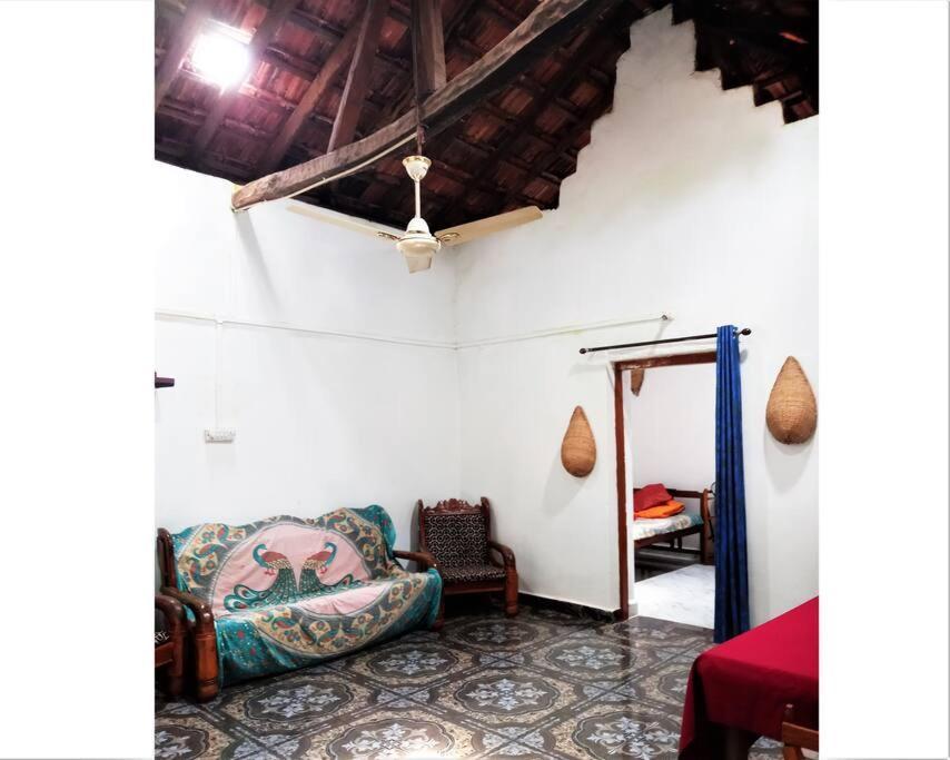 Cockerel Homestay - Traditional Beach Village - Goa 卡纳科纳 外观 照片