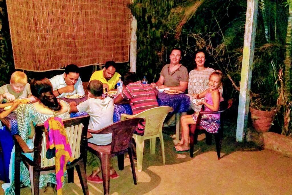 Cockerel Homestay - Traditional Beach Village - Goa 卡纳科纳 外观 照片